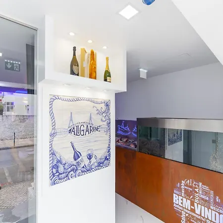 Apartment In Quarteira Near Sea Beach 公寓