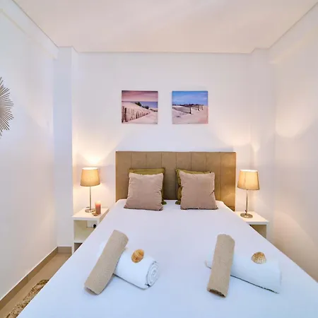 Apartment In Quarteira Near Sea Beach 公寓 *