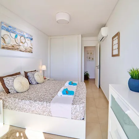Apartment In Quarteira Near Sea Beach * 奎特里拉