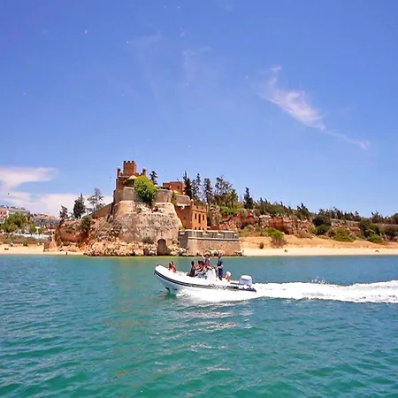 Apartment In Quarteira Near Sea Beach *